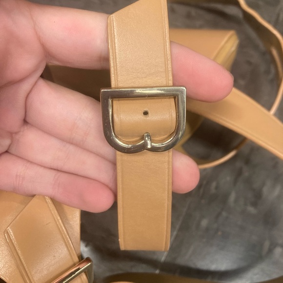 Brooks brothers heel - Picture 4 of 7